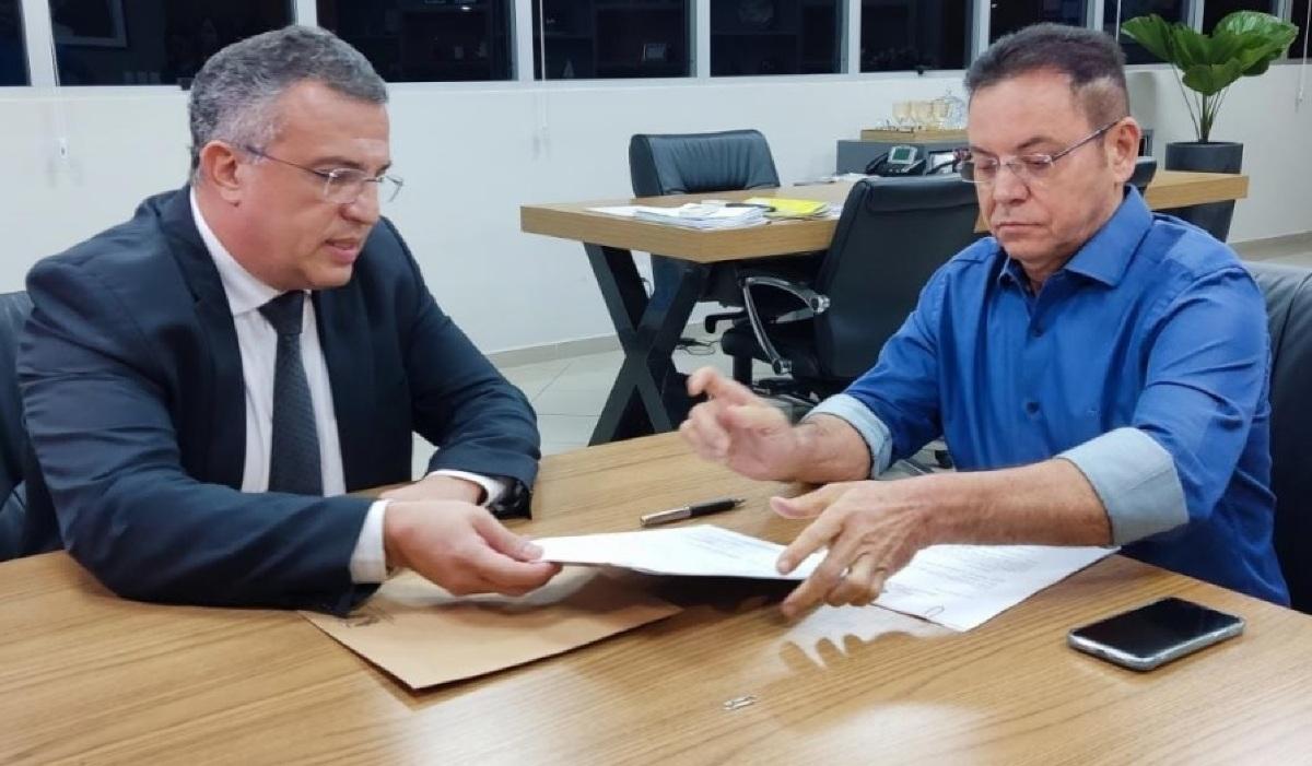 Marcos Machado e Botelho