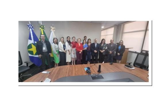 Diretores do Sindojus/MT participam de reunião com a presidente do Poder Judiciário de MT